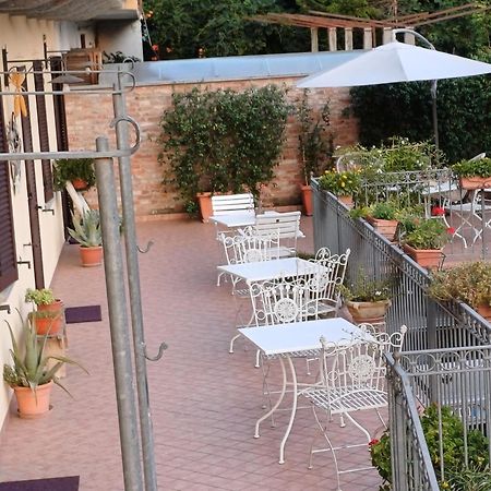 Il Germano Reale Bed & Breakfast Alba  Luaran gambar