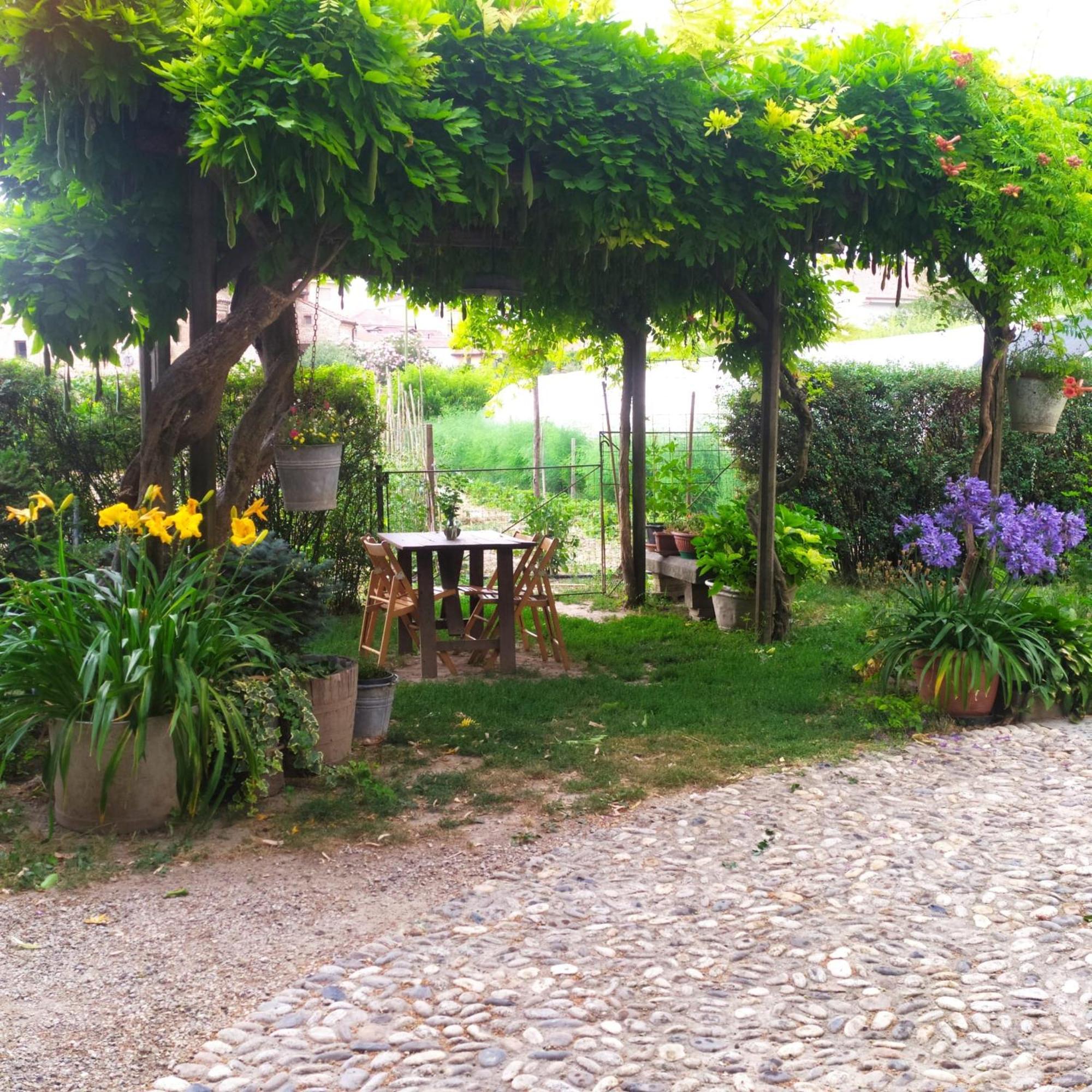 Il Germano Reale Bed & Breakfast Alba  Luaran gambar